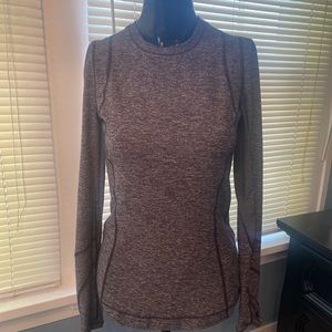 Lululemon running shirt